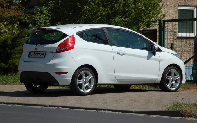 Ford Fiesta cena 18600 przebieg: 148000, rok produkcji 2009 z Wrocław małe 326